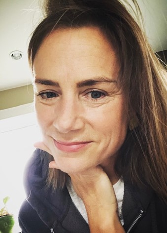 Dr. Jennifer  Tranmer